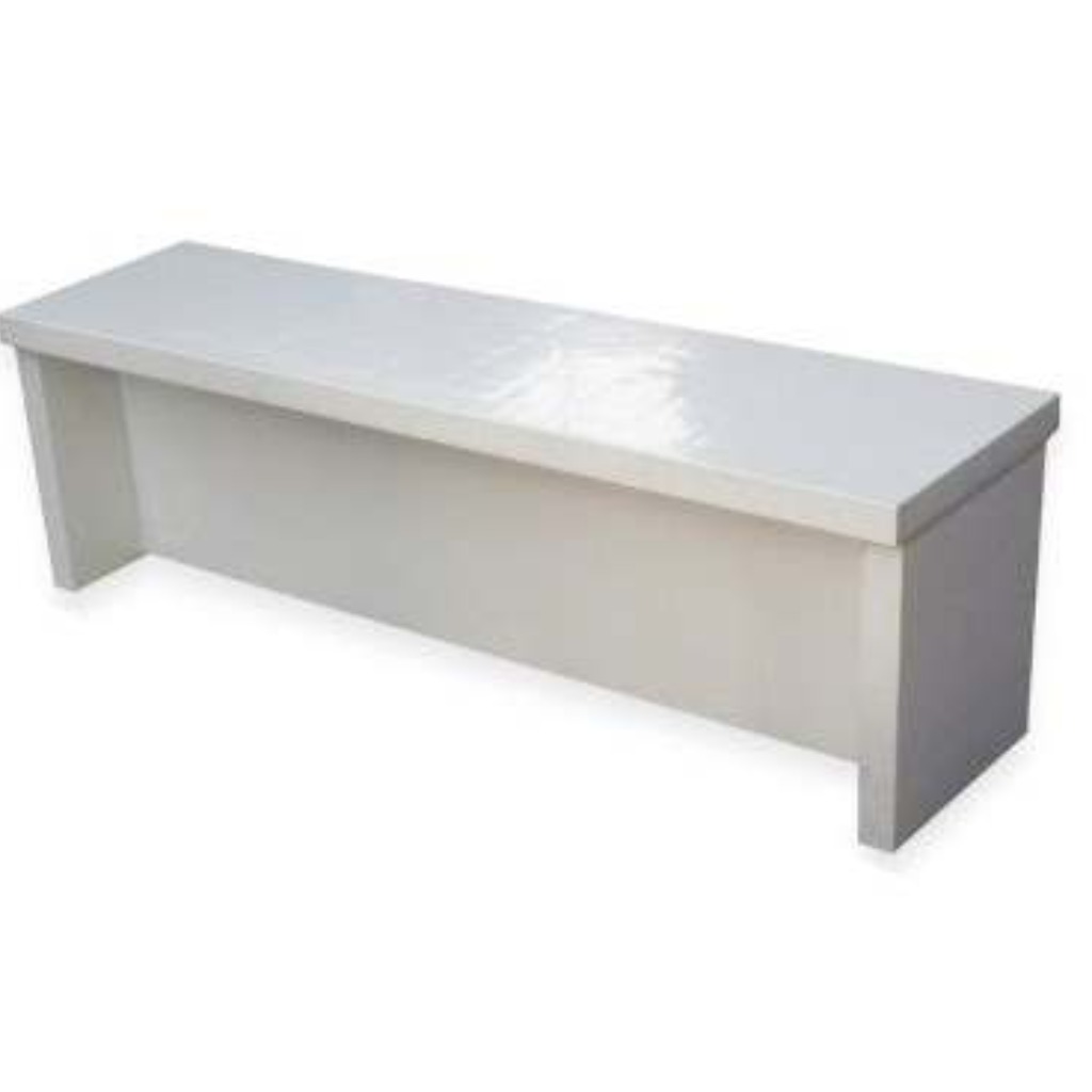 Polypropylene changing room bench 50 mm - 150x40x46 cm